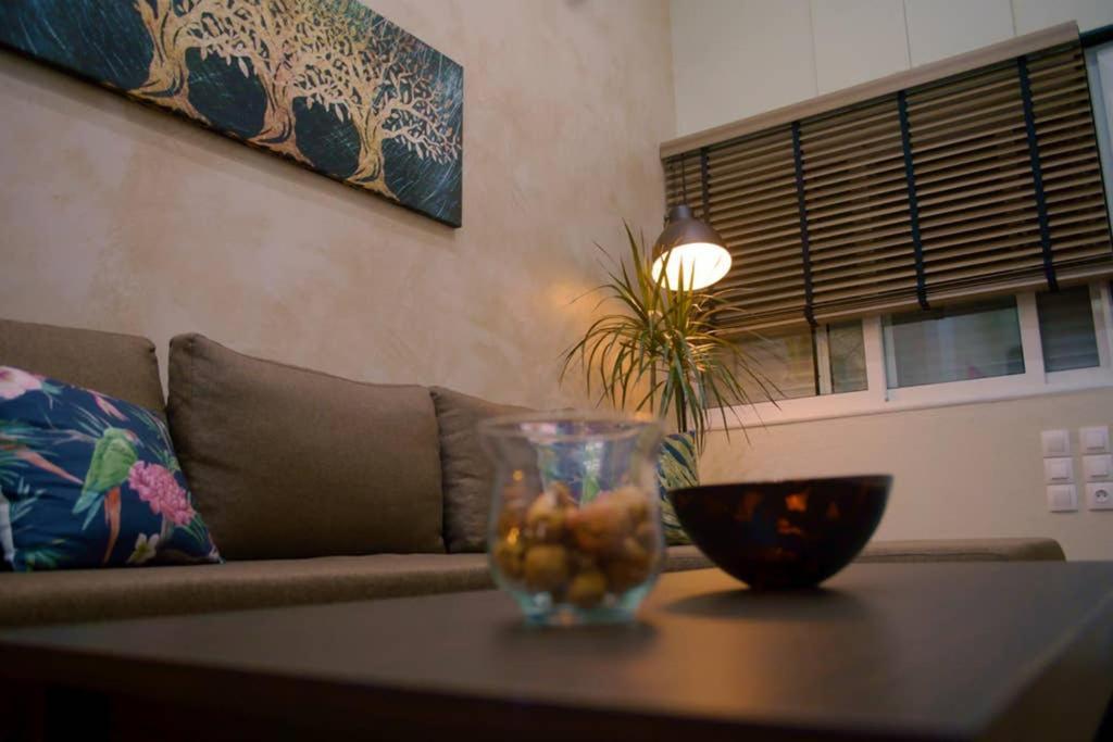 Στούντιο Στο Κέντρο Της Πόλης. Apartment Volos Luaran gambar