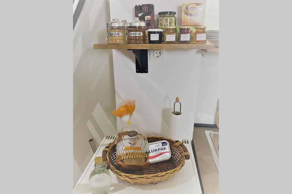 Στούντιο Στο Κέντρο Της Πόλης. Apartment Volos Luaran gambar